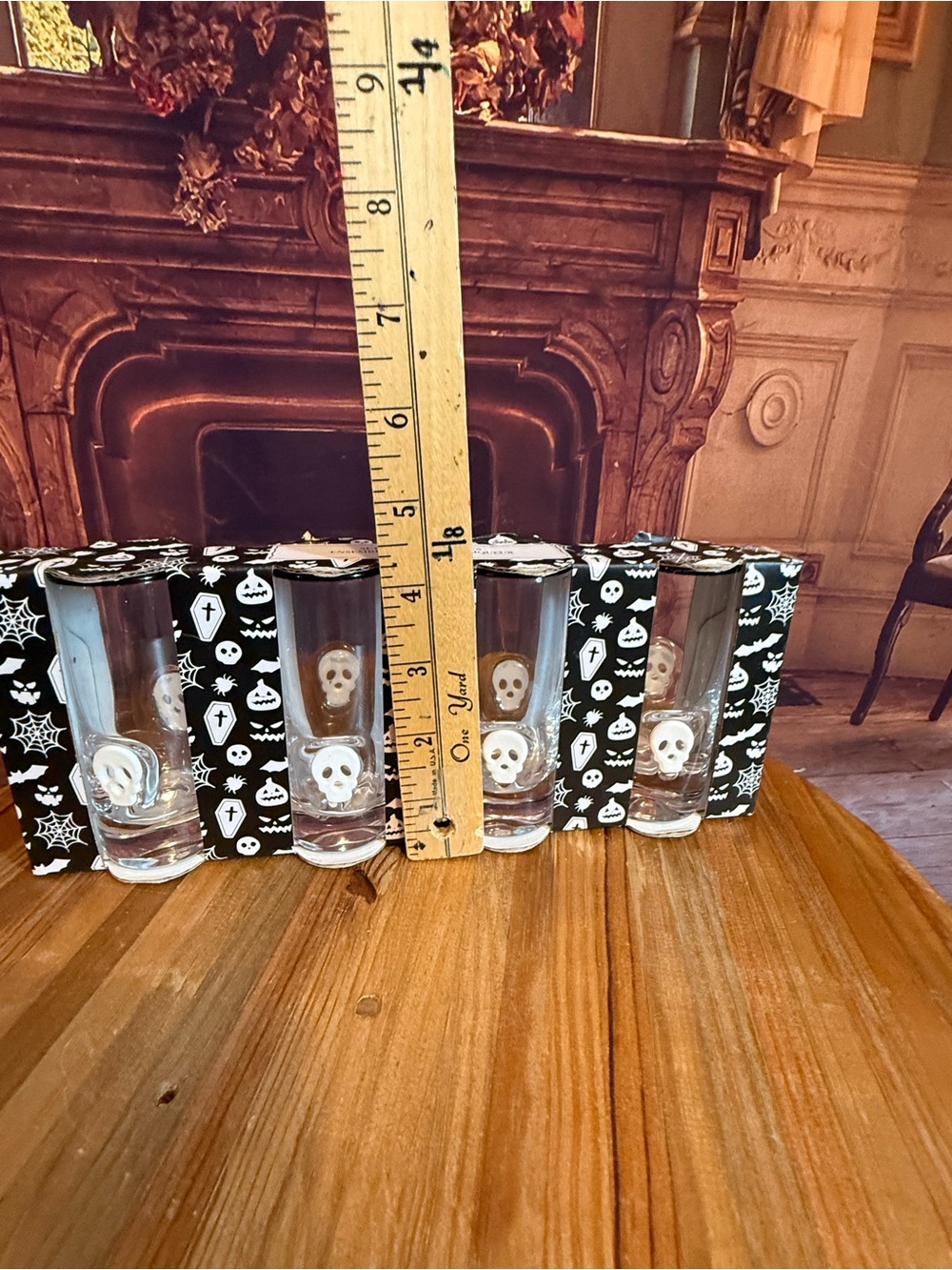 Halloween Summerween Bar White Skull Shot Glass Set of Four NWT - Picture 7 of 12